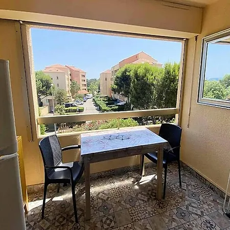 For 4 People * Six-Fours-les-Plages
